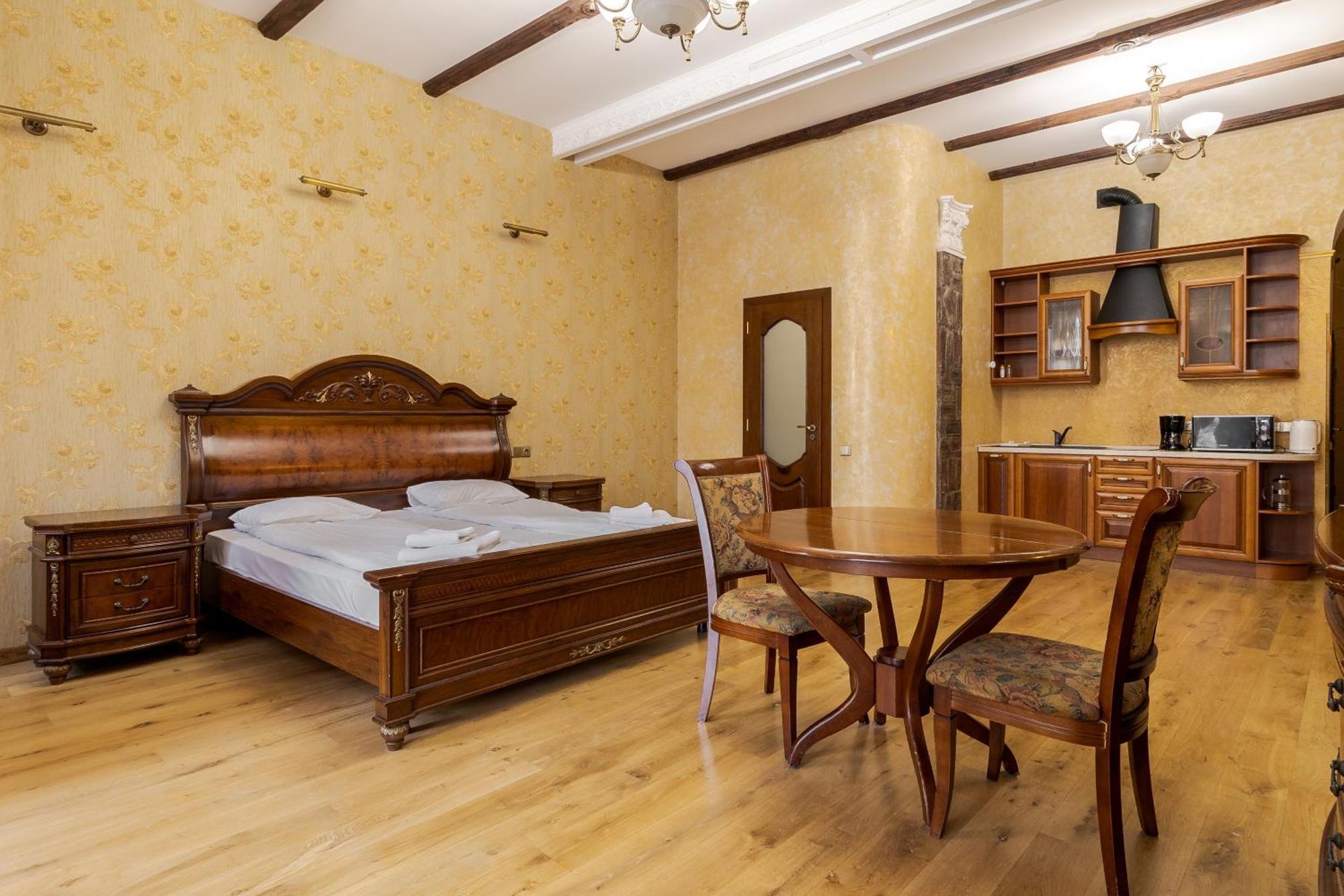Апартаменти На Площі Ринок, 20 Lemberg Exterior foto