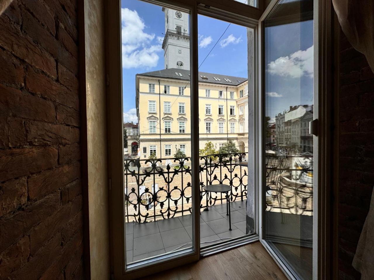 Апартаменти На Площі Ринок, 20 Lemberg Exterior foto